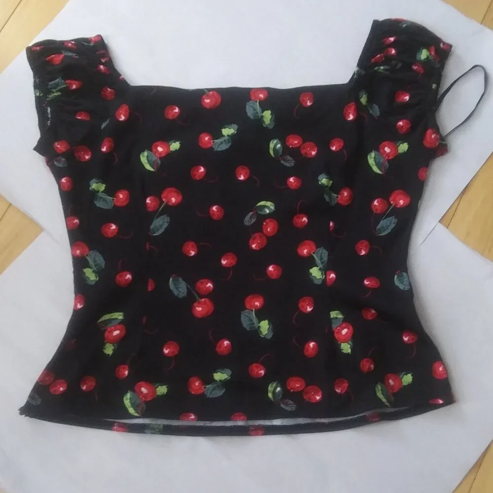 COLLECTIF Dolores cherry print top pin up retro size 2XL  subtle sexy - Picture 3 of 16